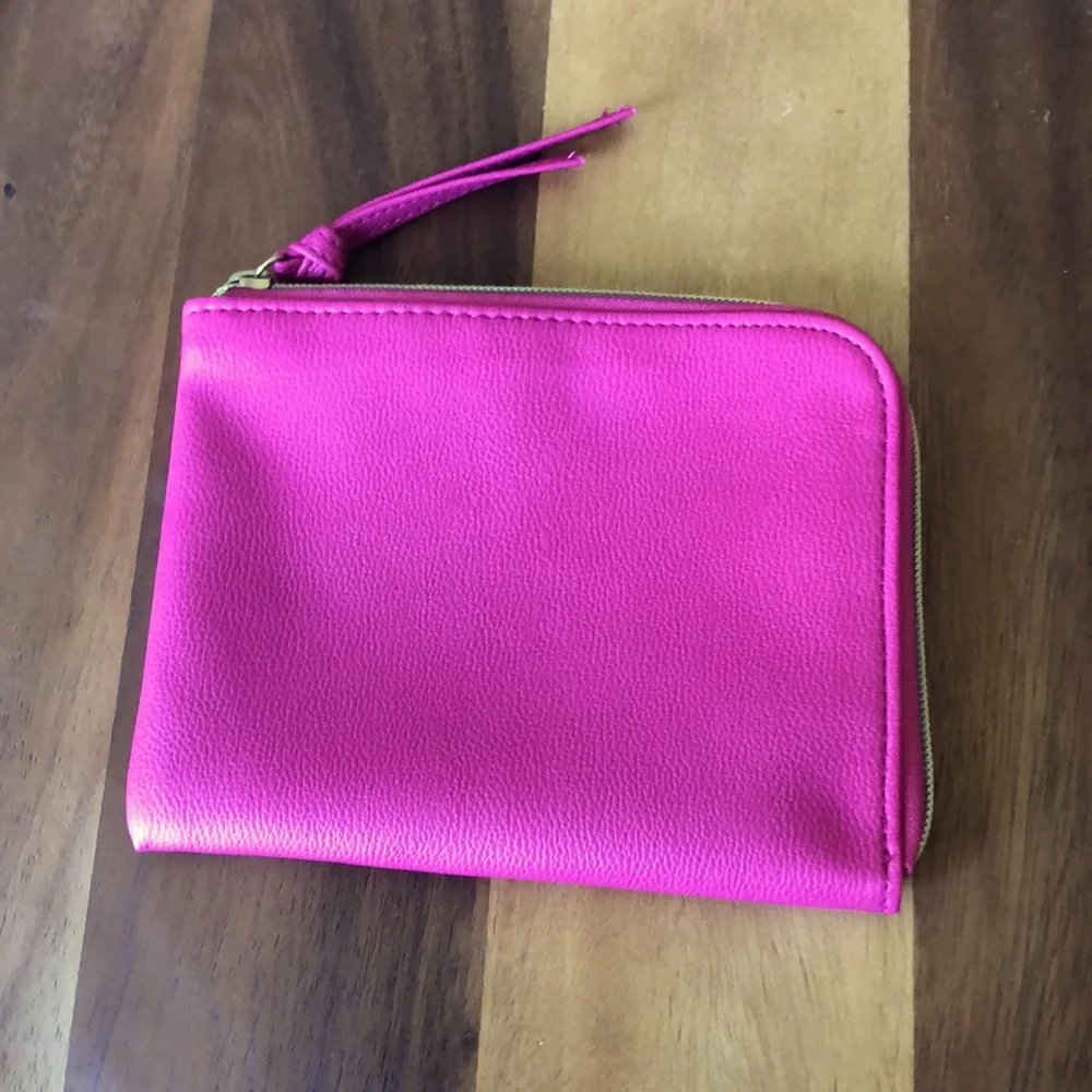 Brand New Saks Fifth Avenue Pink Cosmetic Pouch
